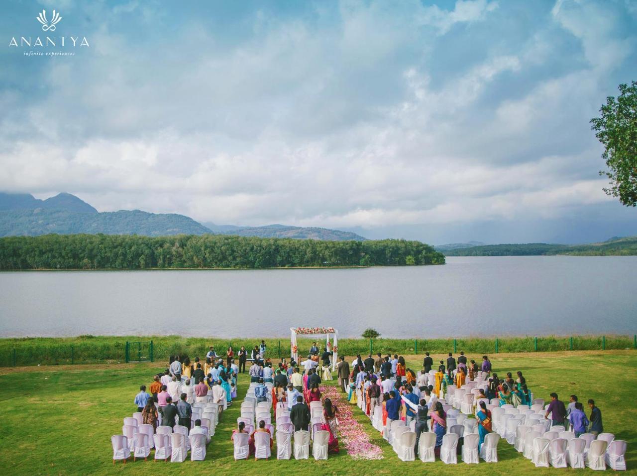 Anantya By The Lake Hotel Kalial Ngoại thất bức ảnh