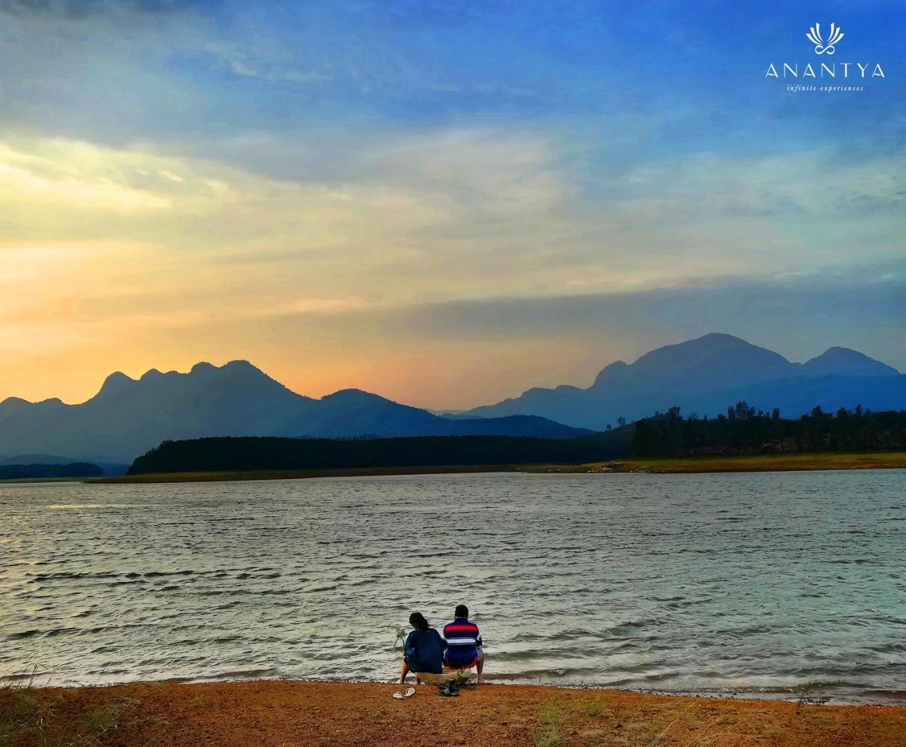 Anantya By The Lake Hotel Kalial Ngoại thất bức ảnh