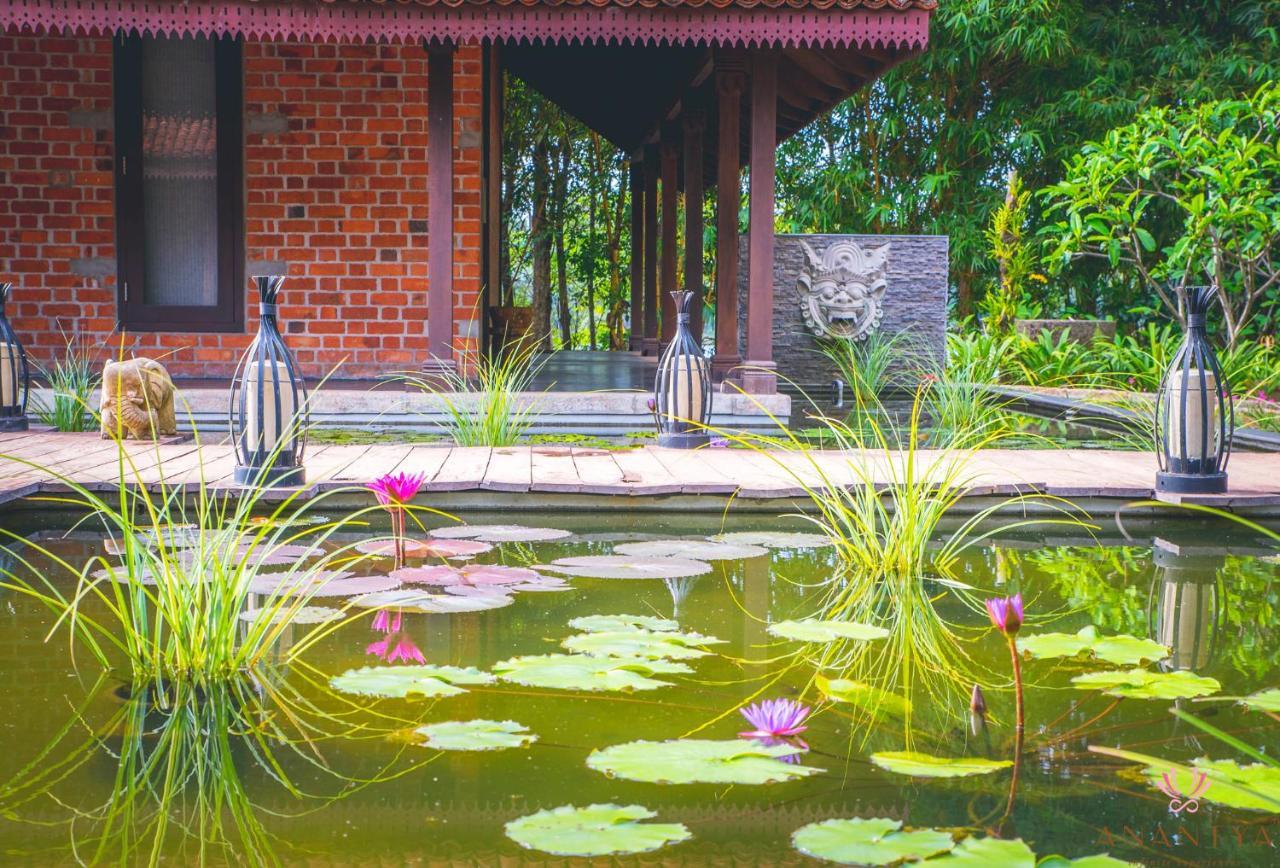 Anantya By The Lake Hotel Kalial Ngoại thất bức ảnh